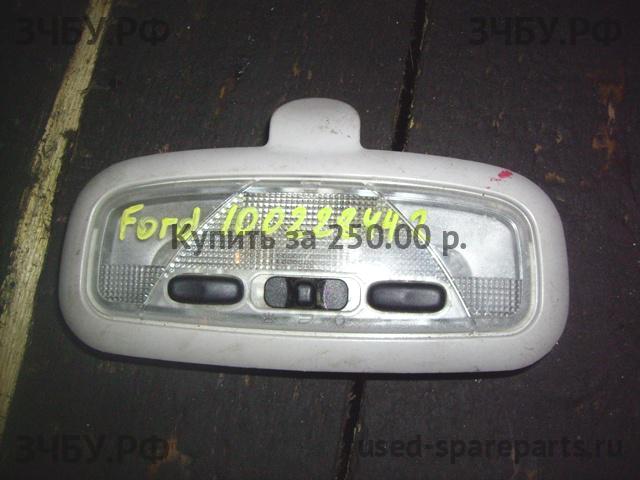 Ford Focus 1 Плафон салонный