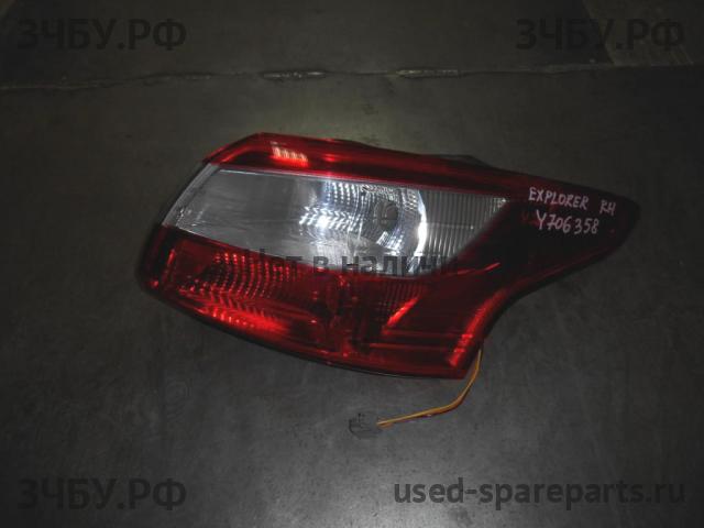 Ford Focus 3 Фонарь правый