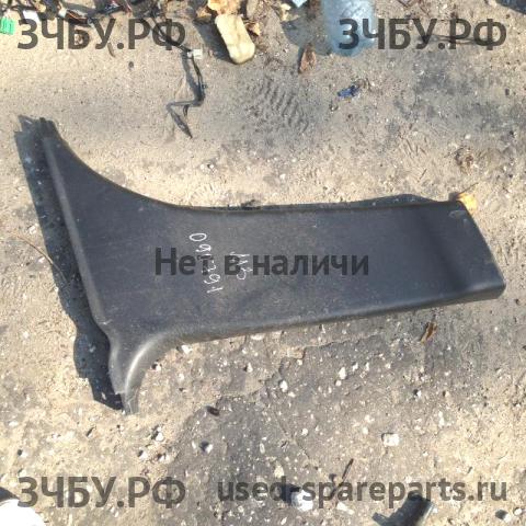 Mazda 3 [BK] Обшивка салона