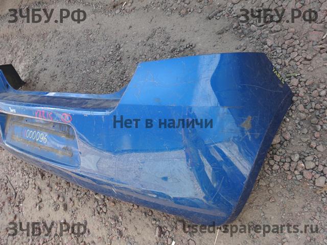 Toyota Yaris 2 Бампер задний