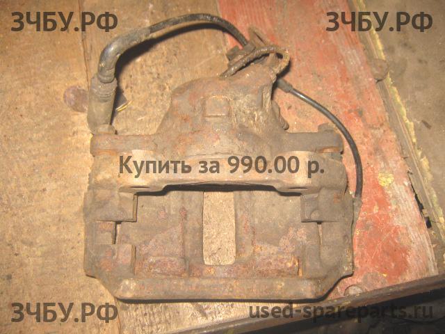 Volkswagen Passat B3 Суппорт передний правый (в сборе со скобой)