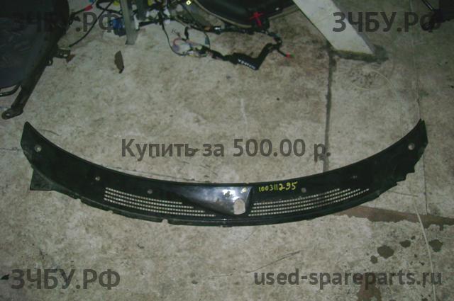 Ford Probe 2 (ECP) Решетка стеклоочистителя (Дефлектор водостока)