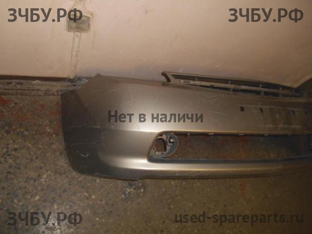 Toyota Prius (NHW20) Бампер передний