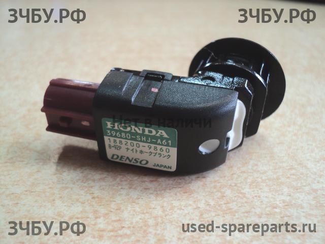 Honda CR-V 3 Датчик парковки (Парктроник)
