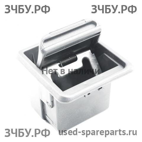 Mitsubishi Pajero/Montero 2 Пепельница
