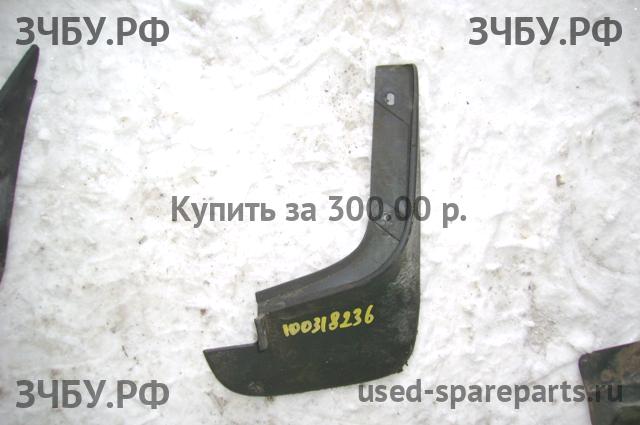 KIA Spectra Брызговик передний правый