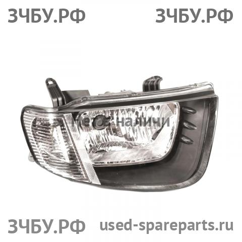 Mitsubishi L200 (4)[KB] Фара правая