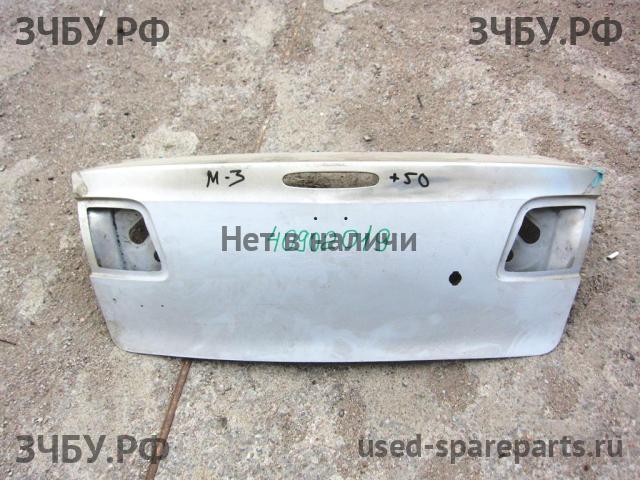 Mazda 3 [BK] Крышка багажника
