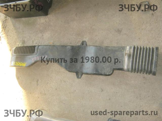 Mitsubishi Fuso/Canter (2) Воздухозаборник