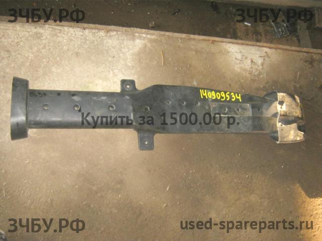 Isuzu NQR 71P Воздухозаборник