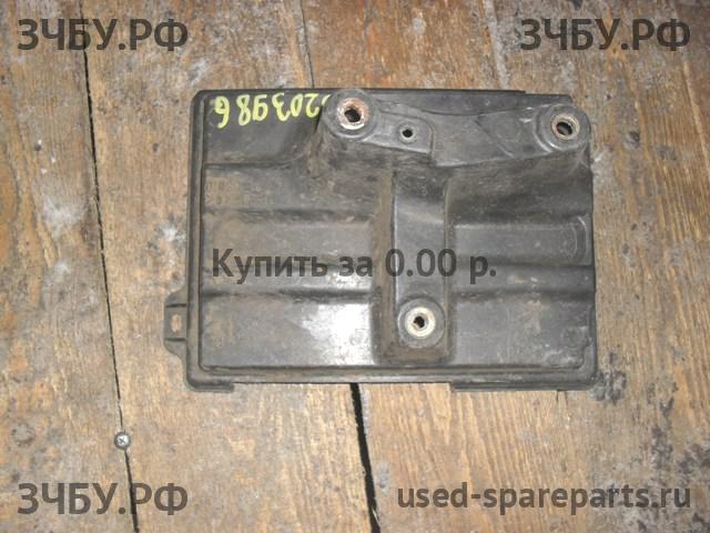 Lexus IS (1) 200/300 Пластик салона