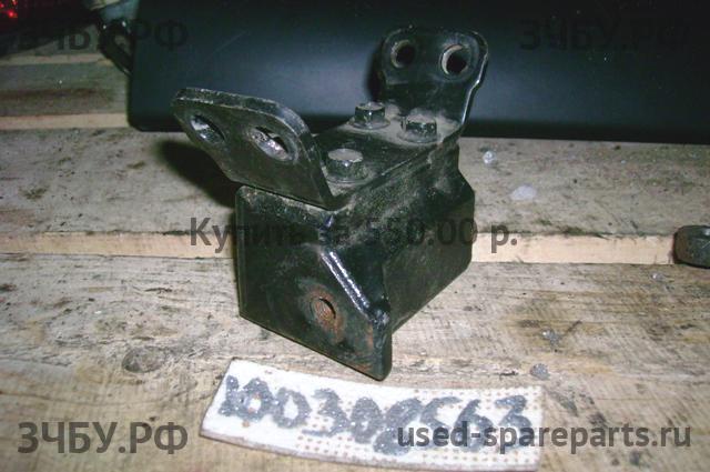 Lexus GS (3) 300/400/430 Опора двигателя