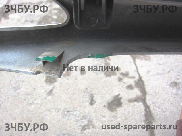 Peugeot 206 Решетка радиатора