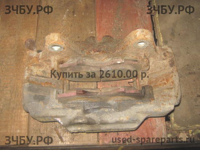 Toyota Land Cruiser 120 (PRADO) Суппорт передний правый (в сборе со скобой)