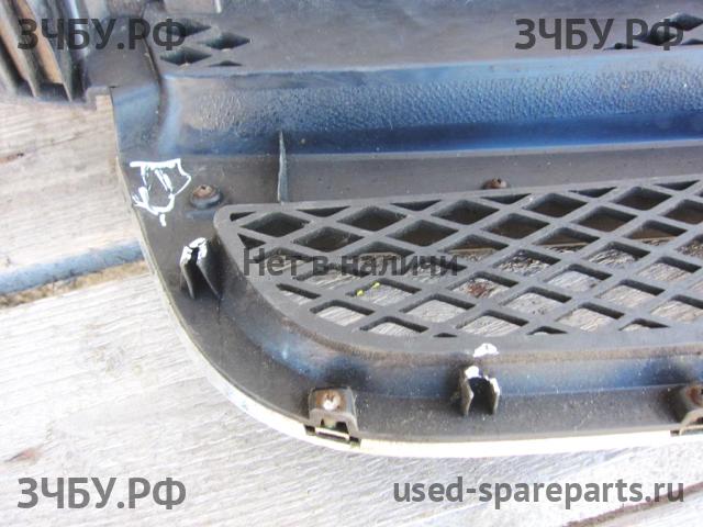 Chevrolet Aveo 2 (T250) Решетка радиатора