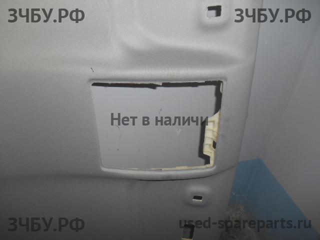 Toyota Land Cruiser 200 Обшивка потолка