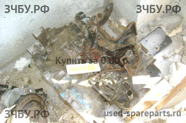 Hyundai Tucson 1 Опора АКПП