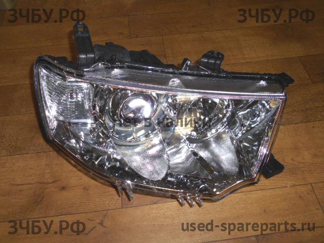 Mitsubishi Pajero/Montero Sport 2 (KH) Фара правая