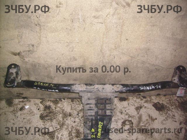 Hyundai Santa Fe 1 (SM) Опора редуктора