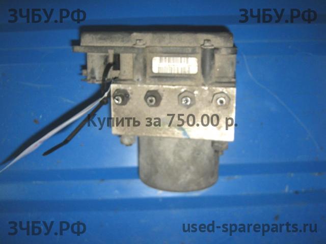 Nissan Almera 16 Блок ABS (насос)