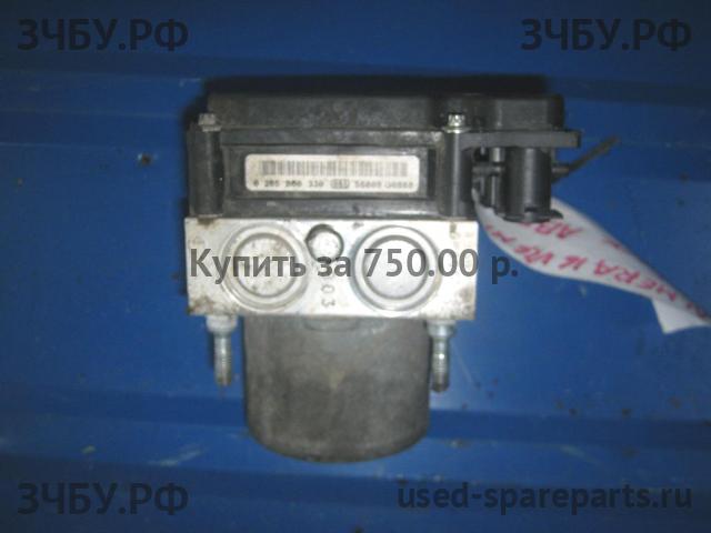 Nissan Almera 16 Блок ABS (насос)