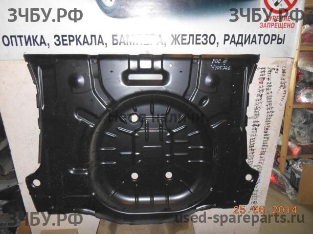 Ford Focus 3 Пол багажника
