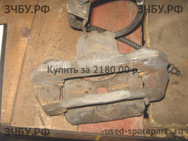 Mitsubishi Outlander 1 (CU) Суппорт передний правый (в сборе со скобой)