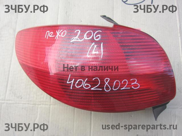 Peugeot 206 Фонарь правый
