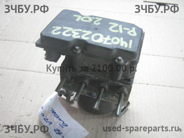 Nissan Primera P12 Блок ABS (насос)