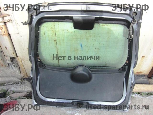 Nissan Micra K12 Дверь багажника со стеклом