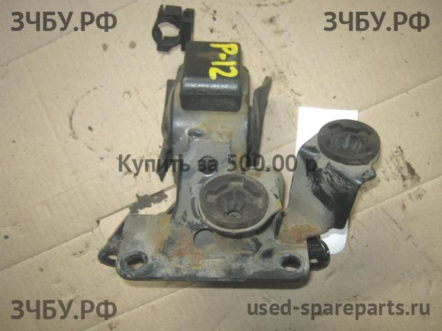 Nissan Primera P12 Опора двигателя