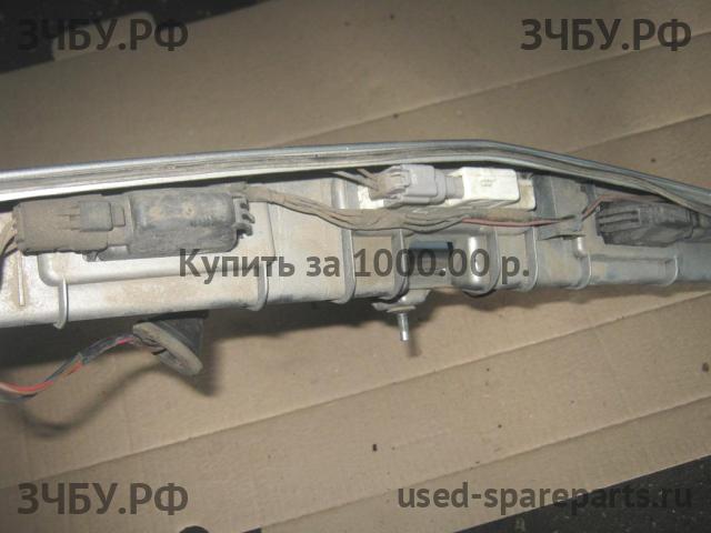 Nissan Primera P12 Накладка на крышку багажника