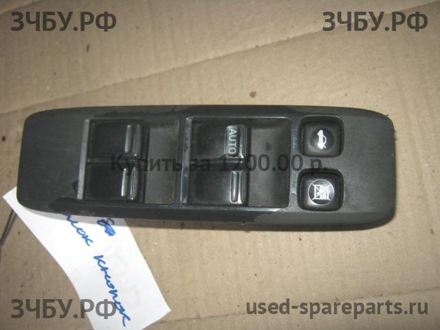 Nissan Primera P12 Кнопка стеклоподъемника передняя левая (блок)