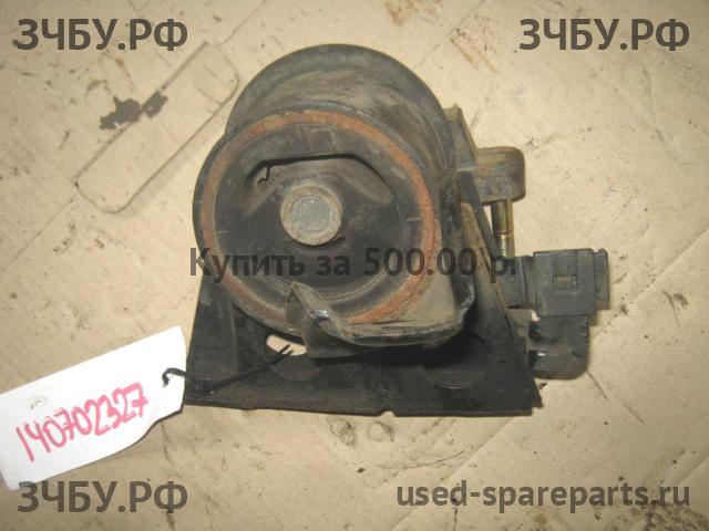 Nissan Primera P12 Опора двигателя