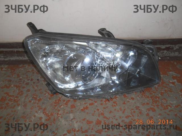 Toyota RAV 4 (3) Фара правая