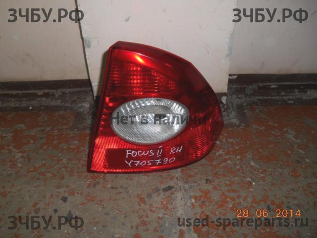 Ford Focus 2 Фонарь правый