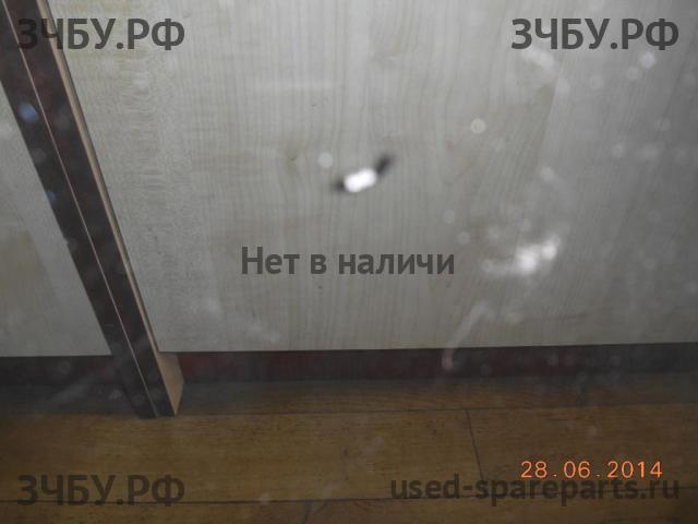 Ford Focus 3 Стекло лобовое (ветровое)