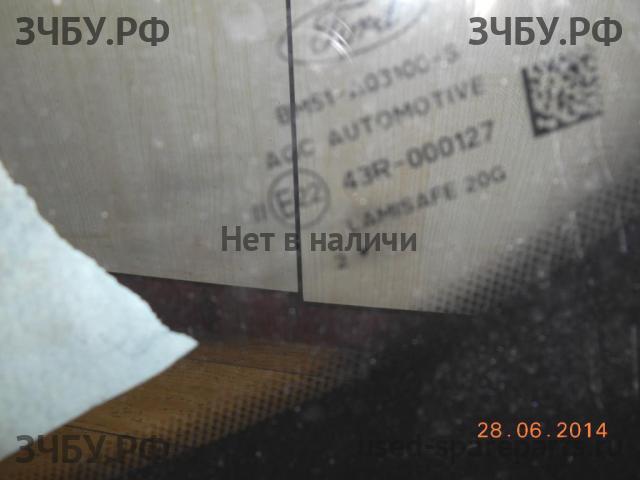 Ford Focus 3 Стекло лобовое (ветровое)