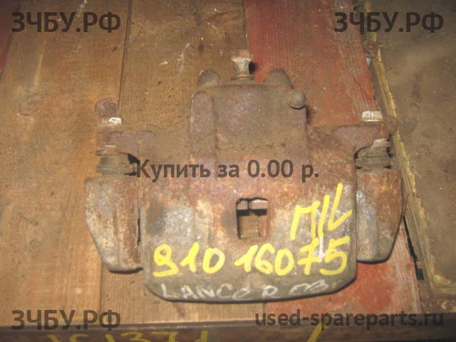 Mitsubishi Lancer 9 [CS/Classic] Суппорт передний левый (в сборе со скобой)