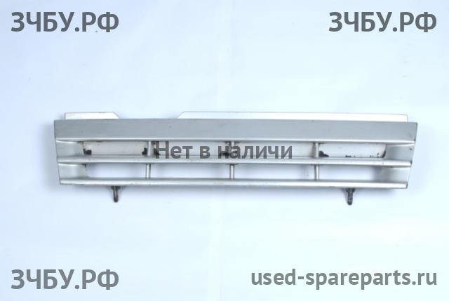 Opel Vectra A Решетка радиатора