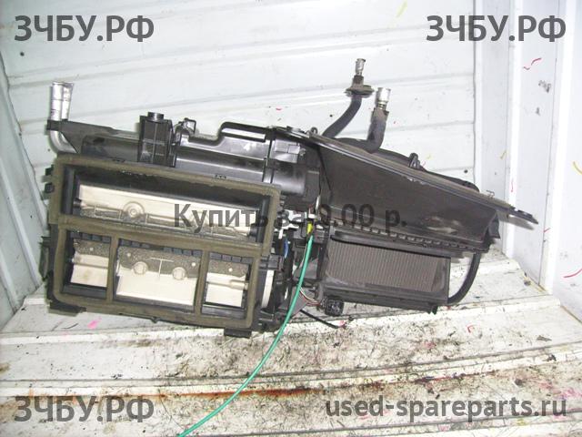 Toyota Corolla (E12) Корпус отопителя (корпус печки)