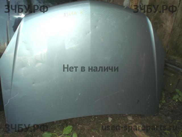Opel Astra H Капот