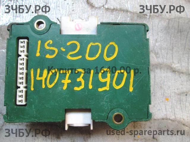 Lexus IS (1) 200/300 Блок электронный