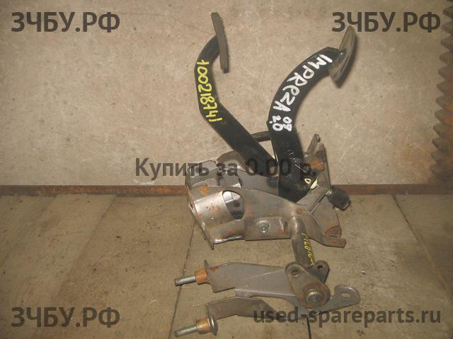 Subaru Impreza 2 (G11) Блок педалей