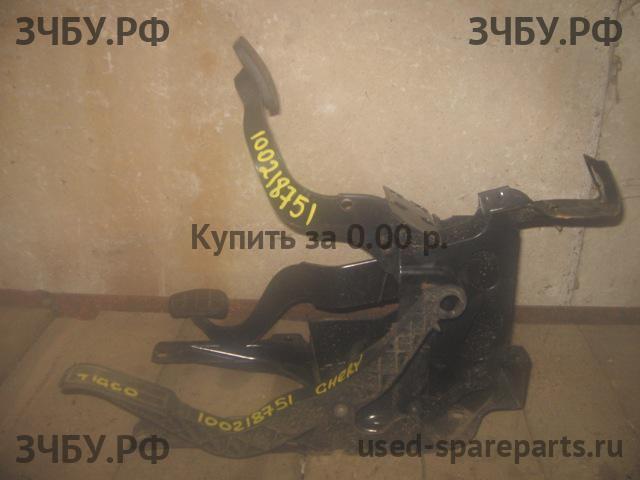 Chery Amulet (A15) Блок педалей