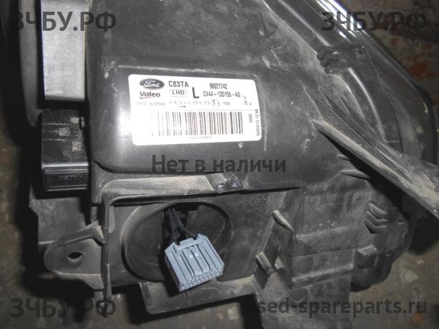 Ford Kuga 2 Фара левая
