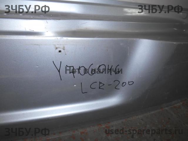 Toyota Land Cruiser 200 Дверь багажника нижняя (откидной борт)