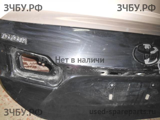 Toyota Corolla (E16 - E17) Крышка багажника