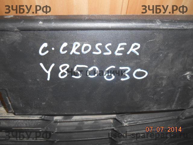 Citroen C-Crosser Решетка в бампер
