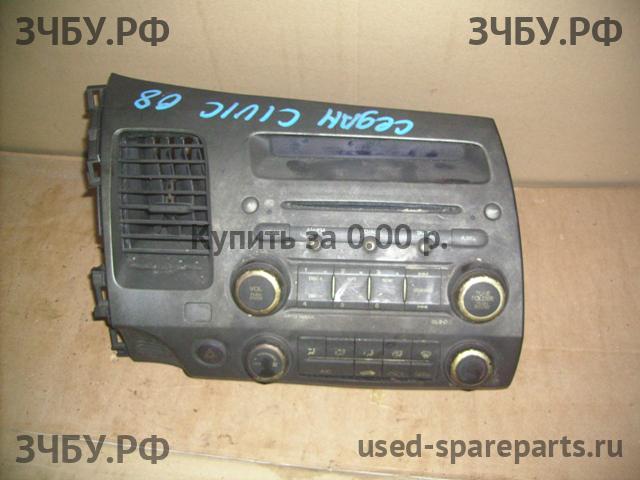 Honda Civic 8 (4D) Магнитола